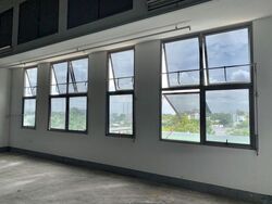 The Westcom (D22), Factory #526310531
